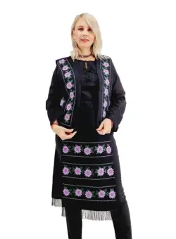 Costum Popular cu broderie traditionala Priscilla 2