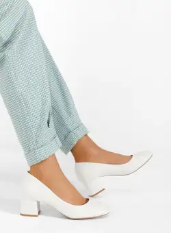 Pantofi cu toc gros Marisol albi