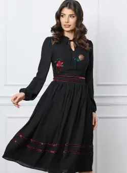 Rochie Dy Fashion neagra din voal cu broderie si picatele 3D la bust