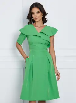 Rochie Moze verde cu volane si o maneca trei sferturi