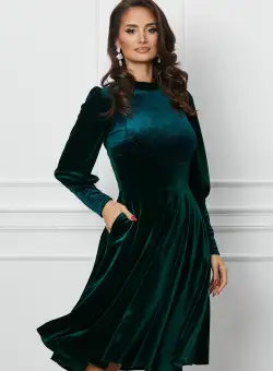Rochie Moze verde din catifea cu buline din glitter la bust si maneci
