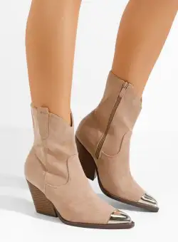 Ciocate dama Terunia kaki