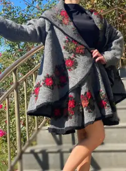 Costum din lana Anisoara 5