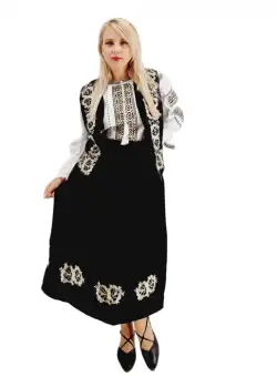 Fusta din catifea cu broderie Carmen 2