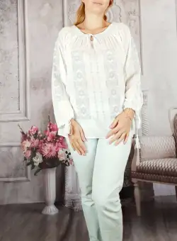 Ie Traditionala Consuelo 2