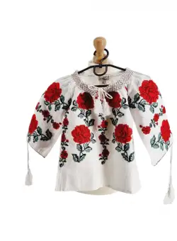 Ie traditionala fetite Floricica 12