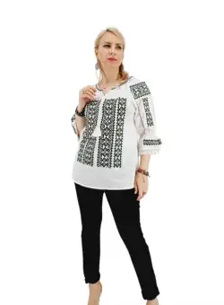 Ie Traditionala Hannah 6