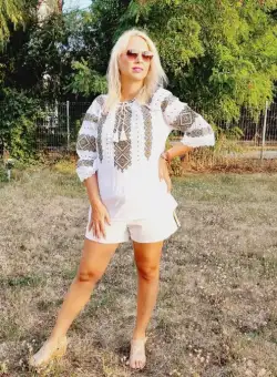 Ie Traditionala Iris 50