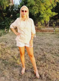 Ie Traditionala Nadine 15