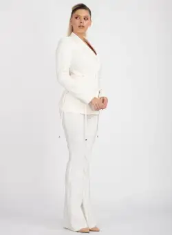 Pantaloni evazati albi