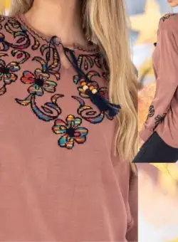 Pulover Dama cu motive traditionale roz 2