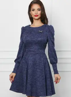 Rochie Dy Fashion bleumarin din tricot cu brosa
