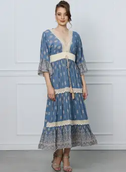 Rochie Sonia albastra cu imprimeuri si broderie bej