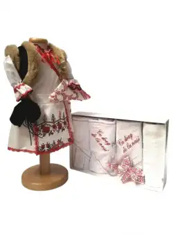 Set Botez Traditional , Miriam- 2 piese costumas si trusou brodat