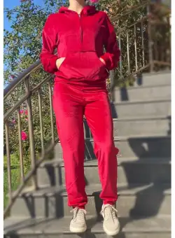 Trening dama rosu din catifea