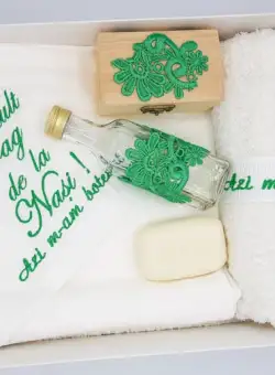 Trusou Botez Brodat - Verde