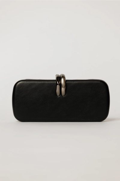 Clutch elegant negru cu inchidere metalica dubla