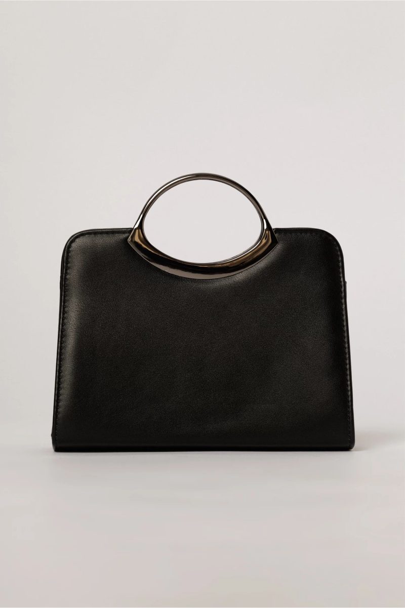 Clutch elegant negru din piele ecologica cu design modern