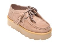 Ghete CLARKS roz, MEARE WALLA, din piele intoarsa
