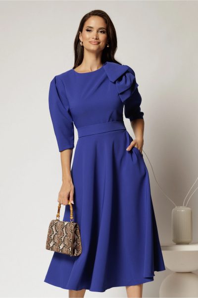 Rochie midi albastra clos cu funda ampla pe umar si cordon detasabil
